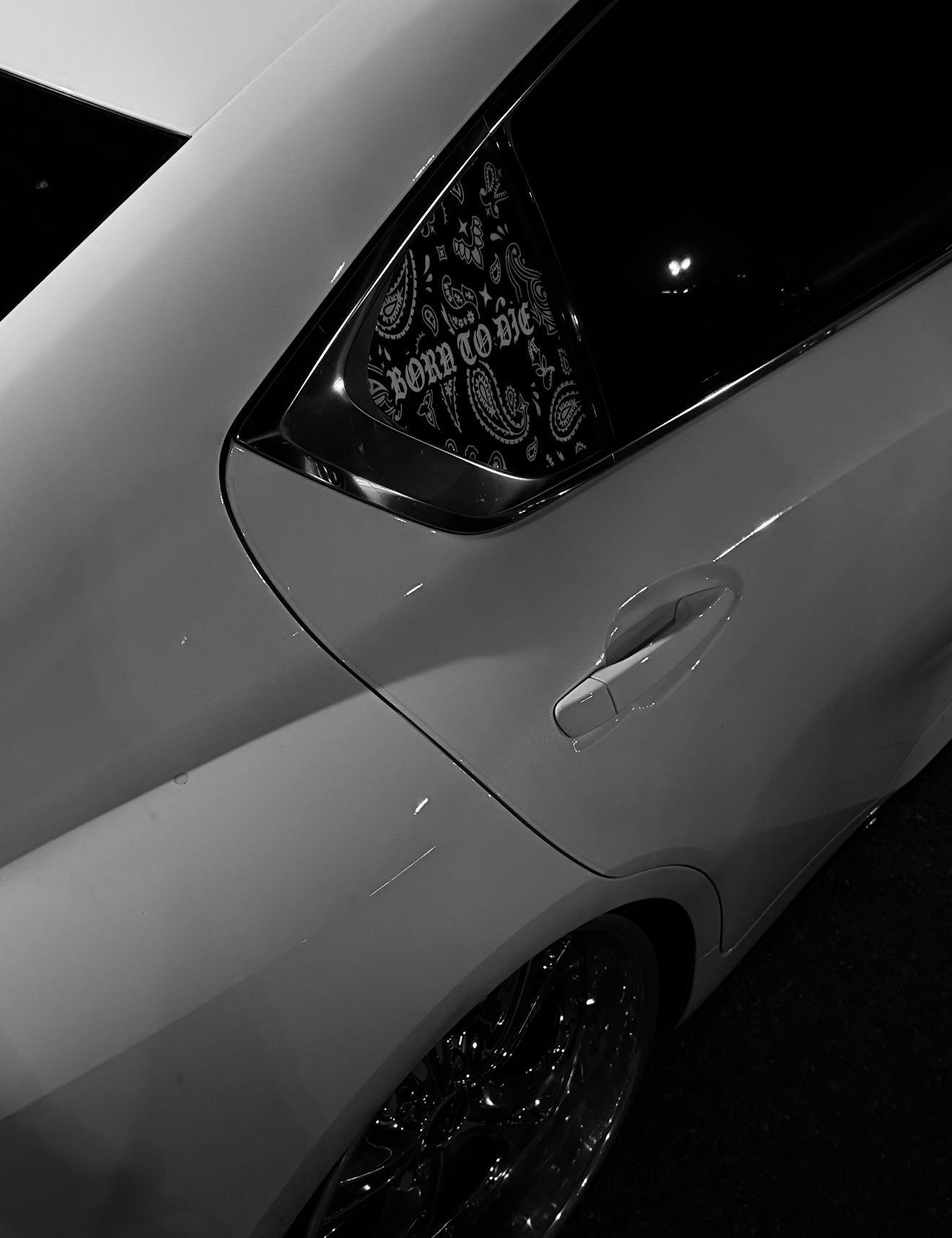 PAISLEY SIDE WINDOW STICKER